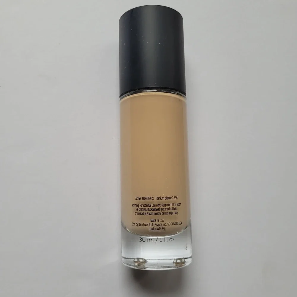 bareMinerals BAREPRO Performance Wear Liquid Foundation Golden Ivory 08 1oz